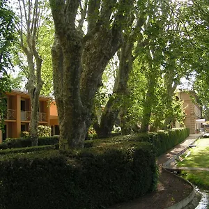 3* Hotel Domaine De Tournon