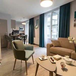 https://appartements-des-marins.inbrittany.com