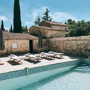 2* Maison d'hôtes Domaine De Carraire
